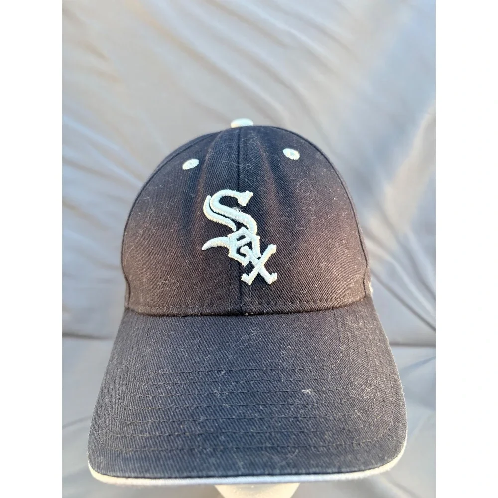 Chicago White Sox Fan Favorite MLB Kids Baseball Cap Black White Adjustable Hat